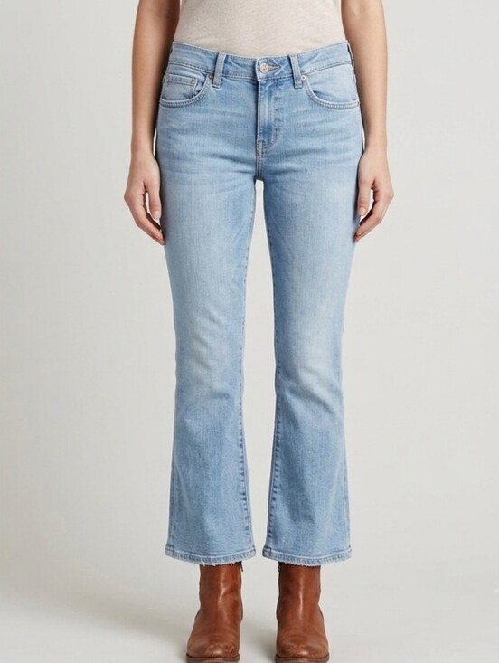 We The Free Denim - We The Free Flare Jeans Size 28 Light Wash Blue Stretch Bootcut Denim